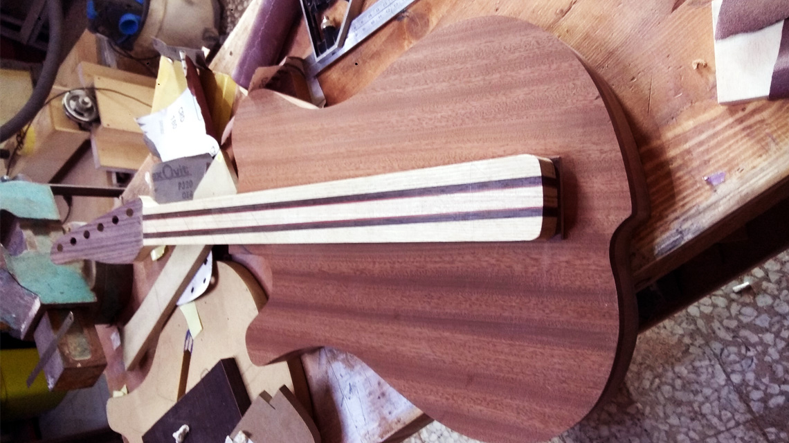 Come nasce una chitarra